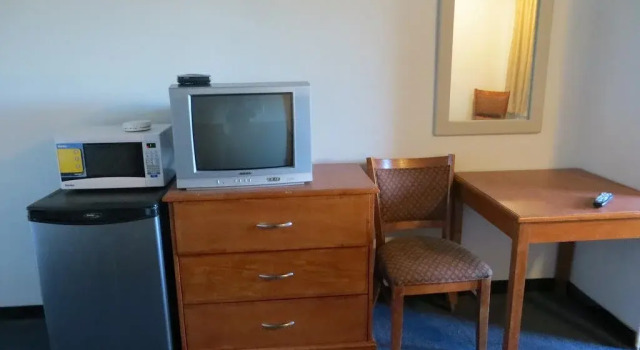 Westgate Inn