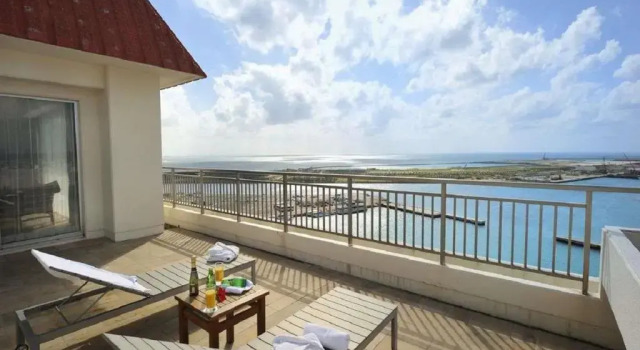 Люкс Hotel East China Sea
