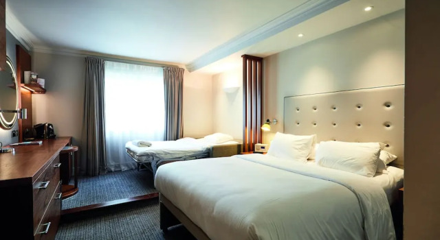 Двухместный семейный номер Standard Aztec Hotel and Spa