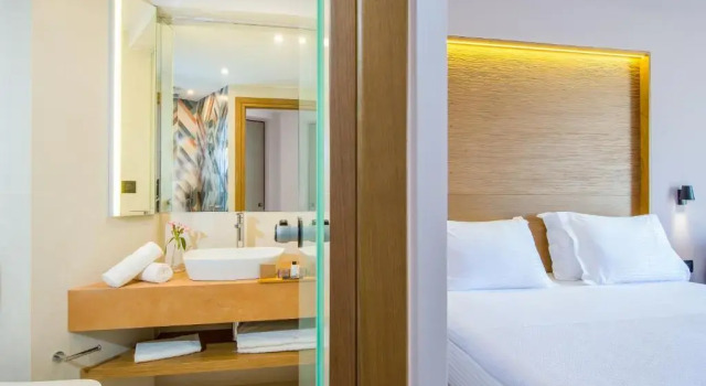 Четырёхместный номер Premium M City Hotel