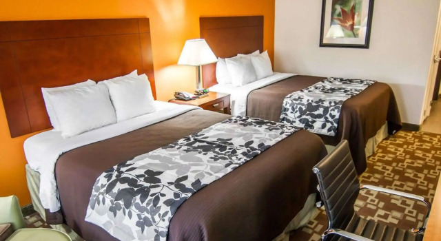 Четырёхместный номер Standard Sleep Inn & Suites Shreveport West