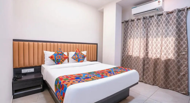 Номер Deluxe Fabhotel Sunshine Residency