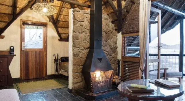 Двухместный номер Standard с балконом Tshukudu Bush Lodge