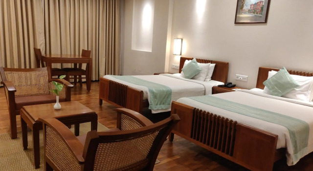 Grand Hotel, Забронировать Отель Бизнес-отели штата Кералы, 4* 5*