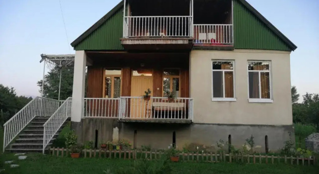 Guesthouse SANIKO, Buchen Sie Hotel Martvili Samegrelo Zemo-Svaneti