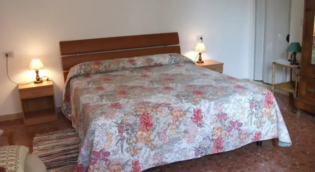 B&B La Principessa, Book Bed and Breakfast Hoteller i Corciano med parkering, Parkering