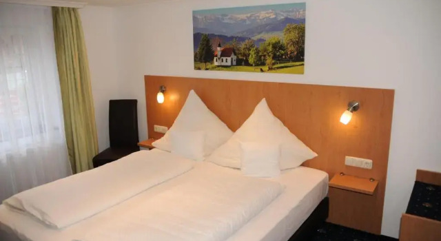 Люкс Hotel Post - regionales großes Frühstücksbuffet - auch GF & LF