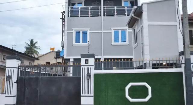 Starexx Luxury Apartment, Rezerwuj Apartament Hotele w Lagos z parkingiem, Parking