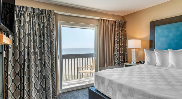 Двухместный люкс Lincoln Sands Oceanfront Resort, an Ascend Collection Hotel