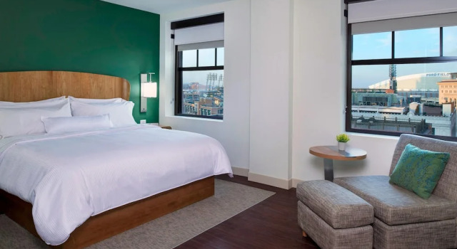 Люкс Element by Marriott Detroit at The Metropolitan
