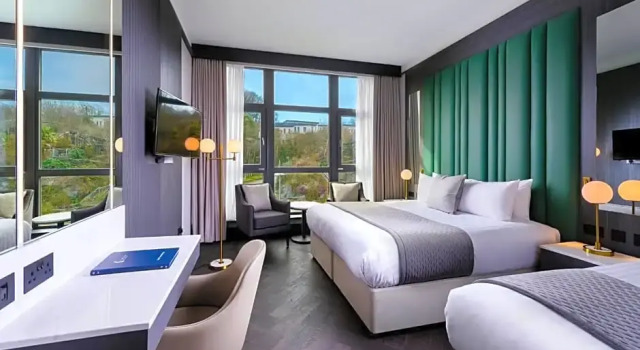Трёхместный номер Standard с красивым видом из окна Kinsale Hotel & Spa