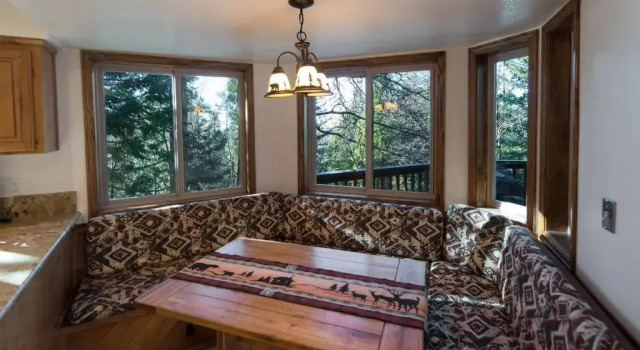 Four Seasons - 3br/4ba Holiday Home, Забронировать Отель Отели Mariposa County с бассейном, Бассейн
