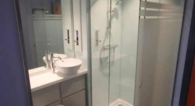 Номер Superior easyHotel Belfast