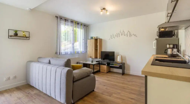 Апартаменты Appartement T2 proche de la gare de Rodez