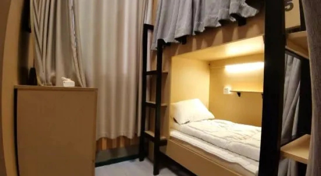 Кровать в общем номере (мужской номер) Valley Youth Park Youth Travel Service