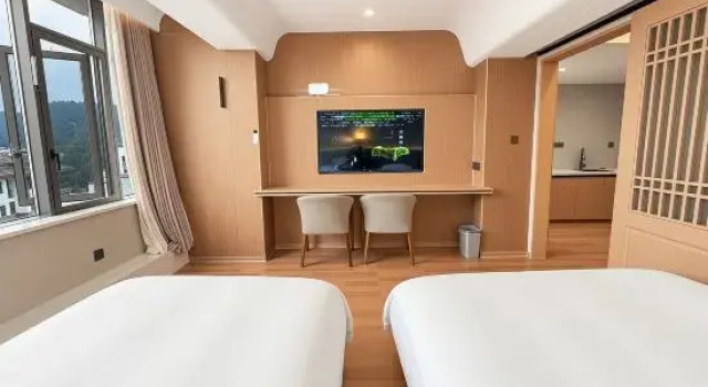Люкс Premier Yichun Weiyunju Hotel Apartment