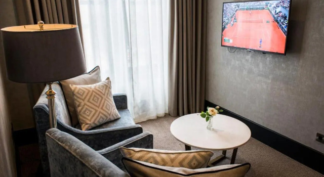 Полулюкс Kinnettles Hotel & Spa
