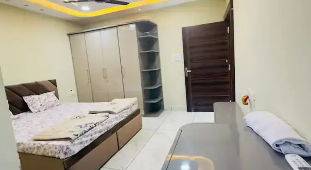 Goroomgo Rudrasagar Homestay Ujjain