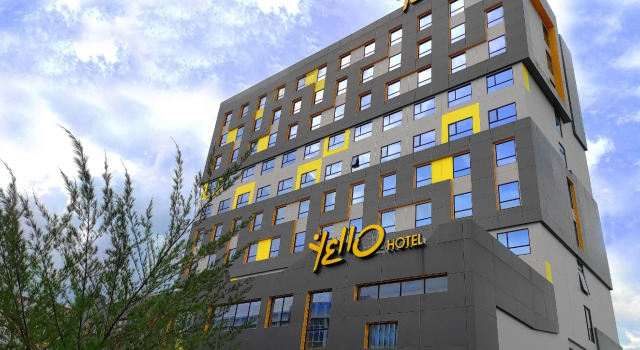 YELLO Hotel Jambi, Rezerwuj Hotel Hotele w Paalmerah z parkingiem, Parking
