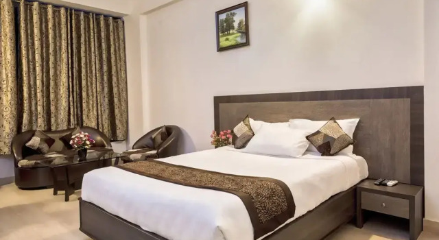 Номер Deluxe R G Hotels and Resort