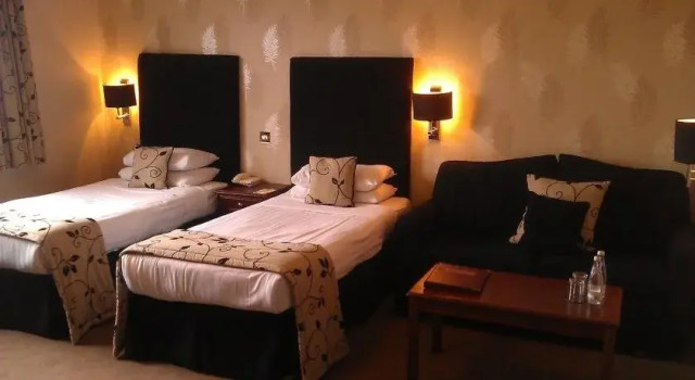 Malin Court Hotel and Restaurant