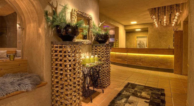 Verwöhn-Wellnesshotel Walserhof, Забронировать Отель Бизнес-отели Брегенца, 4* 5*