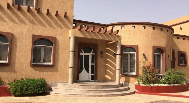 Villa With 4 Bedrooms in Oulad Teima, With Wonderful Mountain View, Pr, Rezerwuj Willa Hotele w Souss-Massa-Draa z basenem, Basen