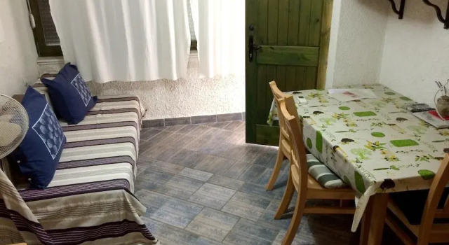 Studio in Betina, With Furnished Terrace and Wifi - 60 m From the Beac, Забронировать Отель Бетина Murter Island, рядом с Частный Пляж «Апартмани Штиз»