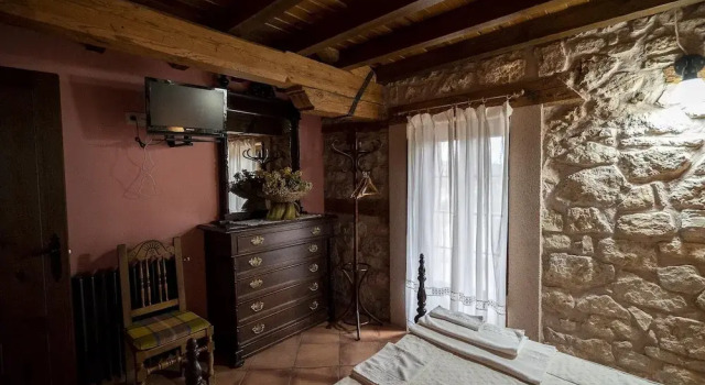 El Molino Del Batan, Book Hotel Hotels in Aragon with Parking, Parking