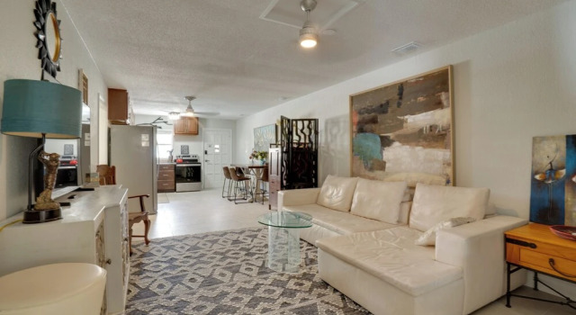 2 Bungalows in Redington Shores! Steps to Beach, Book Feriehus Villaer i Florida, Villa