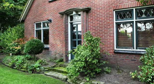 Holiday Home With Roofed Terrace, Barbecue & Garden in Bentelo, Забронировать Отель Отели Бентело с парковкой, Парковка