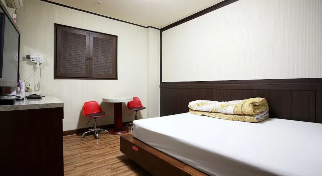 Brown Hotel