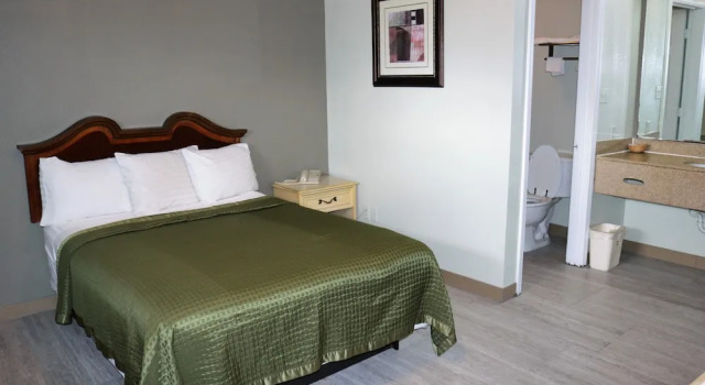 Двухместный номер Deluxe Deluxe Inn Motel
