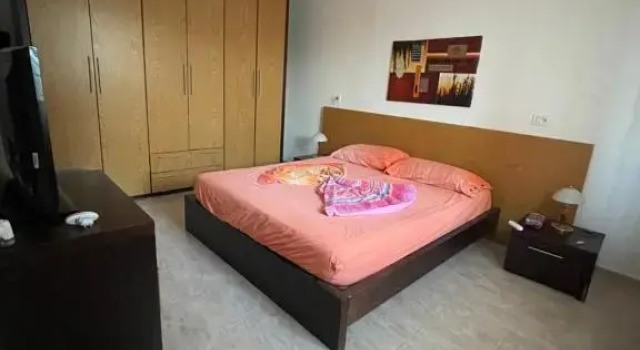 Lovely spacious house with big garden, Book Hotel Hotels in Elbasan with Parking, Parking