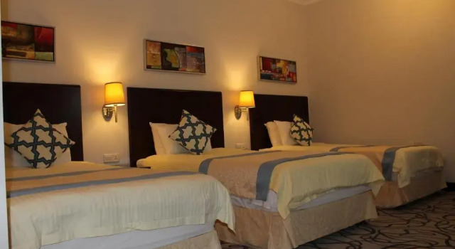 Люкс с 3 комнатами Golden Tulip Al Khobar