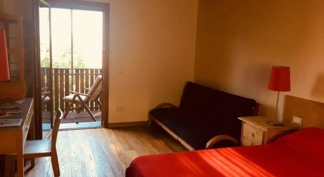 Holiday Home Villa Ronco Albina by Interhome, Book Hotel Hoteller i Friuli Venezia Giulia med parkering, Parkering