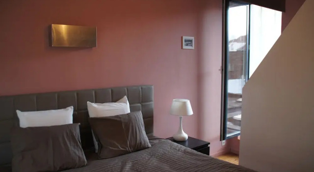 Коттедж с 2 комнатами с балконом All Inn Holiday Home