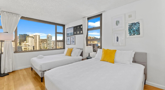 17th Floor Condo with Ocean Views, Parking, WiFi - Close to Beach, Rezerwuj Hotel Honolulu Oahu