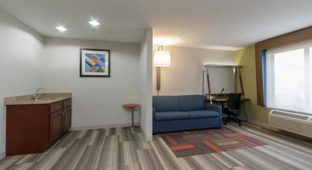 Двухместный люкс Holiday Inn Express & Suites - South Bend - Notre Dame Univ