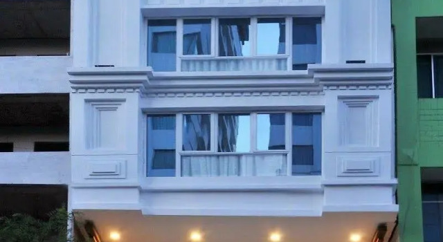 White Lotus Hotel Saigon
