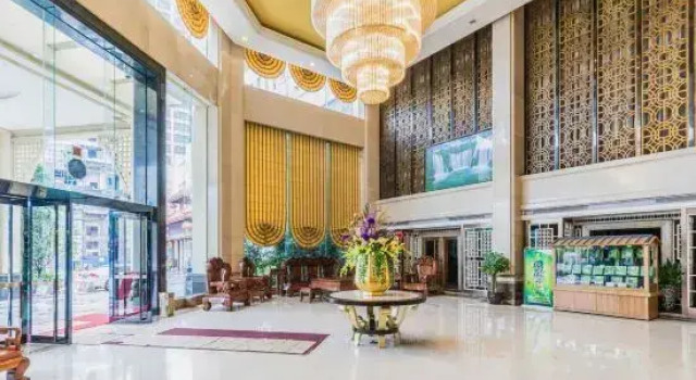 Yinglun Holiday Hotel, Boek Hotel Hotels in Guangdong met parkeren, Parkeren