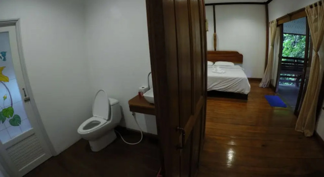 Коттедж Deluxe с балконом Baan Khaosok Resort