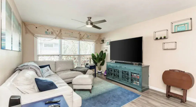 Anna Maria Island Sunshine Kiss Villa, Забронировать Вилла Отели Sarasota Area с парковкой, Парковка