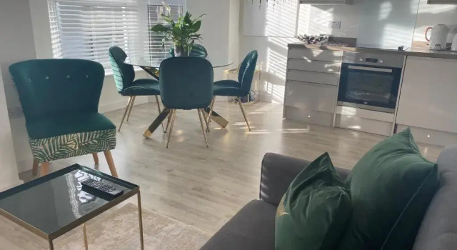 Wyndham Crescent - Stylish Flat in Popular Pontcanna