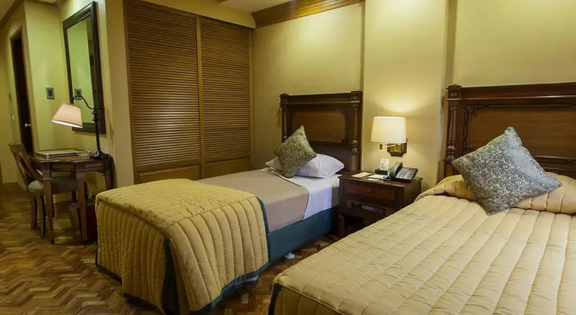Номер Standard Herald Suites