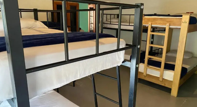 Yolo Hostel Medellin, Book Hostel El Poblado 