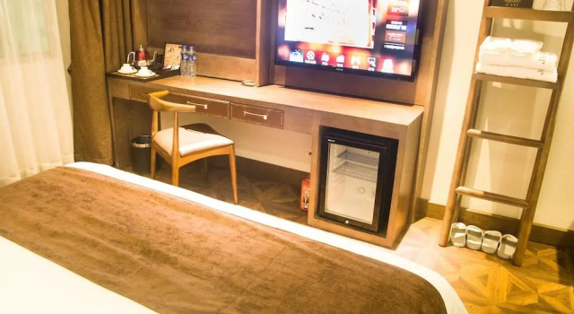 James Joyce Coffetel Guangzhou International Convention and Exhibition Center Guangzhou Tower, Rezervasyon Otel Guangdong otoparklı oteller, Otopark