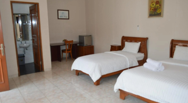 Hotel Lurus