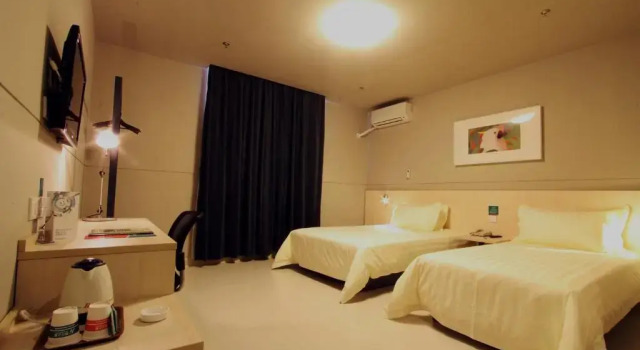 Двухместный номер Standard Jinjiang Inn Jinqueshan Road