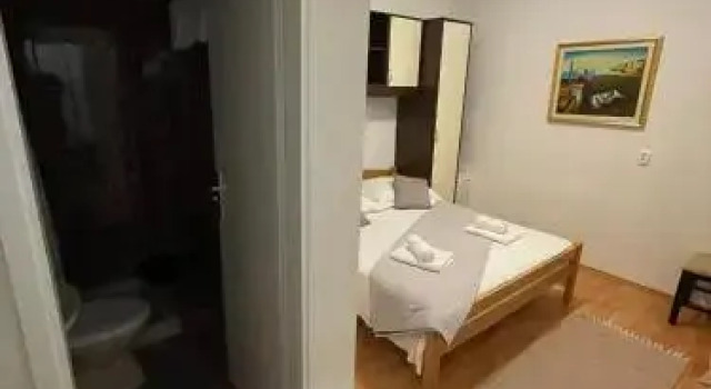 Apartments Tom
